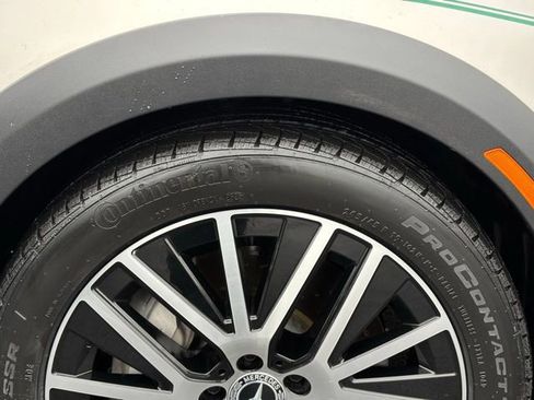 Used 2021 Mercedes-Benz E 450 4MATIC All-Terrain Wagon image 13