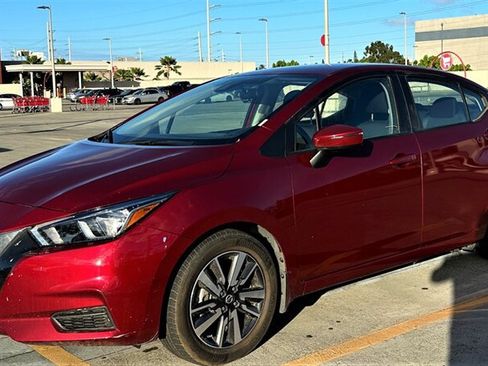 Used 2020 Nissan Versa SV FWD image 1