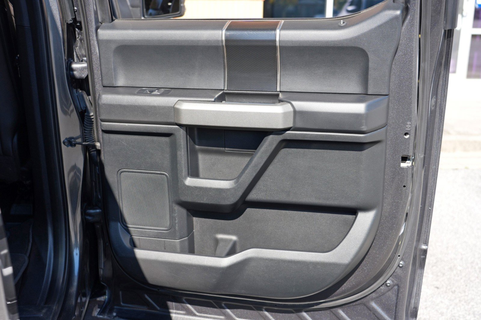 Used 2018 Ford F150 Raptor w/ Equipment Group 801A Mid AWD/4WD image 45