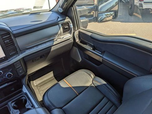 Used 2024 Ford F350 Platinum image 18