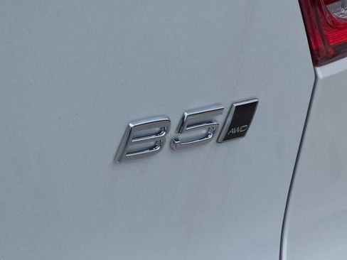 New 2026 Volvo XC40 B5 Plus w/ Protection Package Premier AWD/4WD image 9