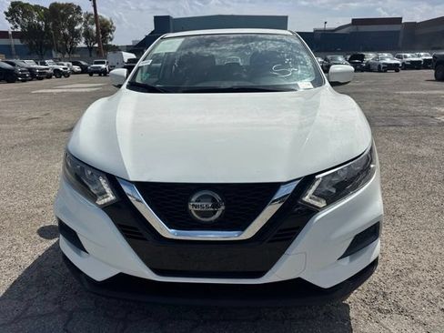 Used 2022 Nissan Rogue Sport S FWD image 2