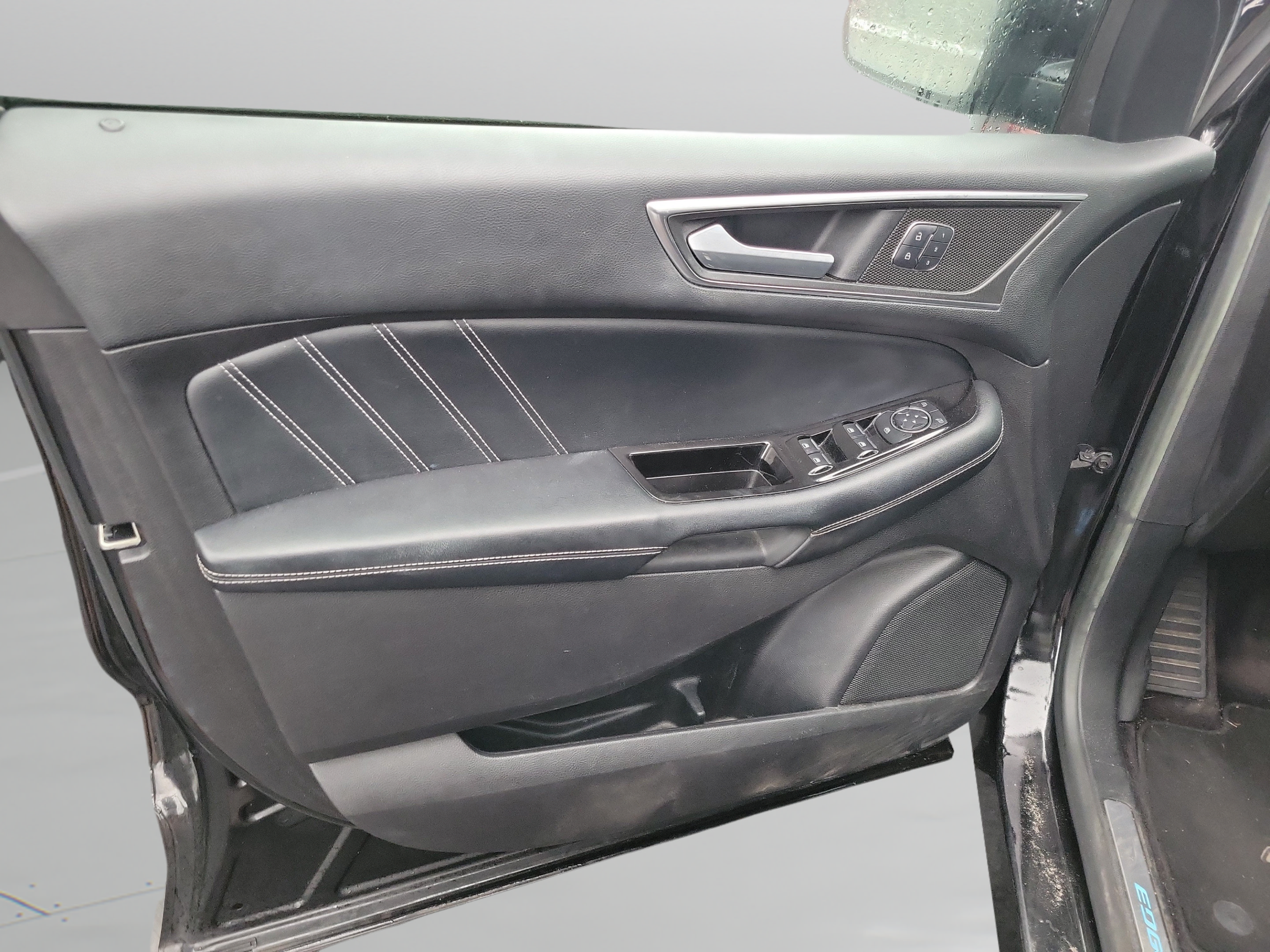Used 2015 Ford Edge Sport w/ Equipment Group 401A AWD/4WD image 28