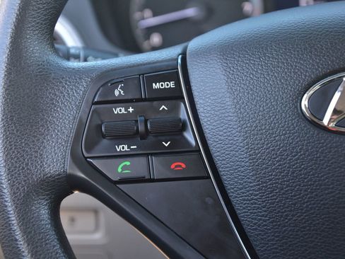 Used 2017 Hyundai Sonata SE image 27