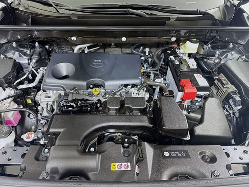 Used 2025 Toyota RAV4 LE AWD/4WD image 23