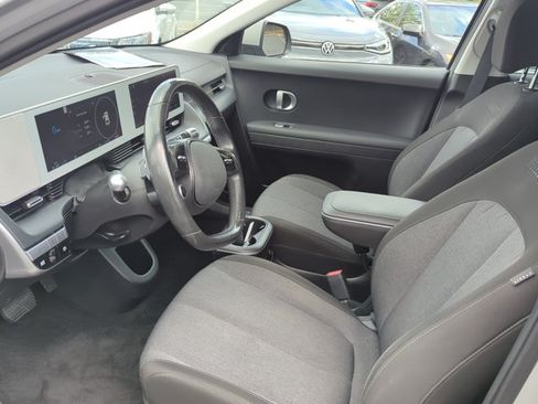 Used 2024 Hyundai Ioniq 5 SEL RWD image 17