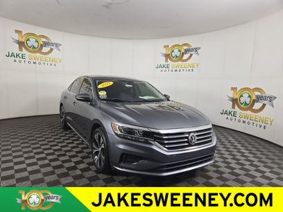 Used 2022 Volkswagen Passat 2.0T SE