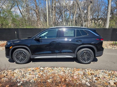 New 2026 Volkswagen Tiguan S FWD image 2