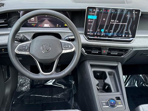 New 2026 Volkswagen Tiguan S FWD image 13