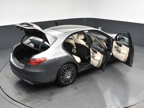 Used 2022 Mercedes-Benz C 300 4MATIC Sedan w/ Exclusive Trim Package image 29
