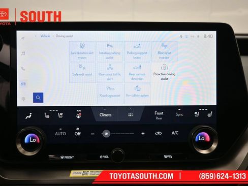 Used 2026 Lexus TX 500h AWD w/ Technology Package image 17