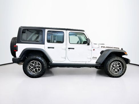 Used 2025 Jeep Wrangler Unlimited Rubicon image 10