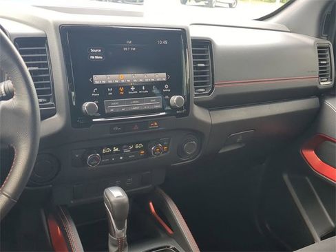 Used 2024 Nissan Frontier Pro-X image 7