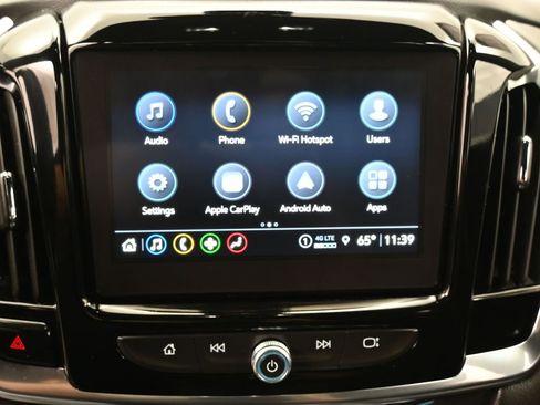 Used 2023 Chevrolet Traverse LT image 26