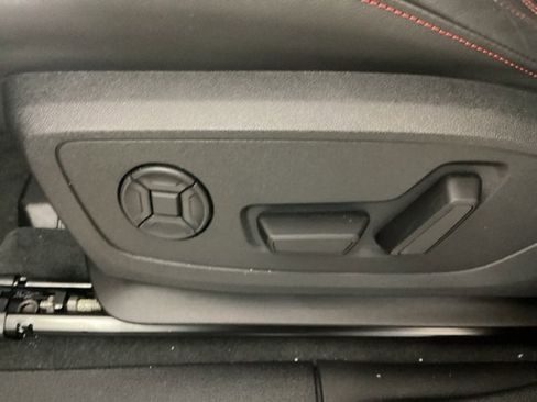 New 2025 Audi Q3 2.0T Premium Plus image 15