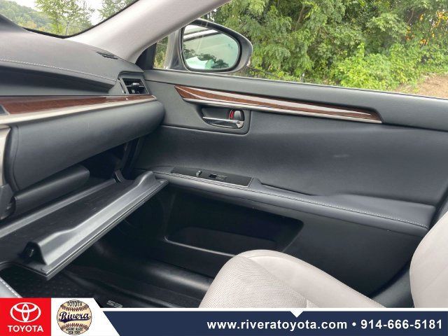 Used 2018 Lexus ES 350 w/ Luxury Package w/Wood Trim FWD image 35