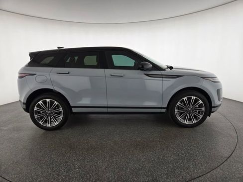 Used 2026 Land Rover Range Rover Evoque S AWD/4WD image 6