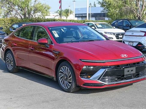 New 2025 Hyundai Sonata SEL image 3