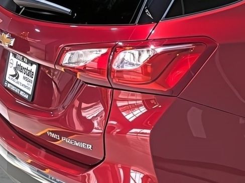 Used 2021 Chevrolet Equinox Premier image 13