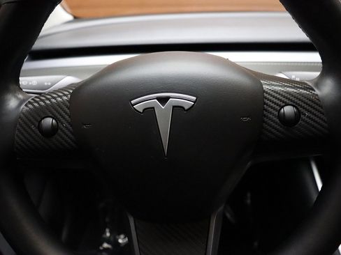 Used 2018 Tesla Model 3 Long Range image 43