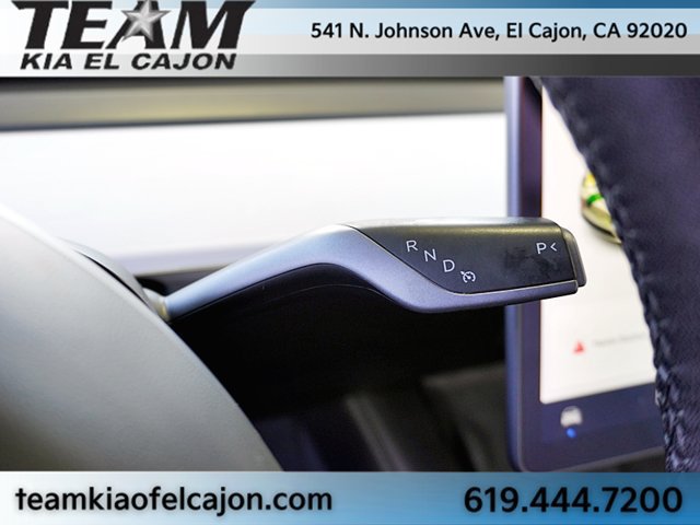 Used 2021 Tesla Model Y Long Range AWD/4WD image 44