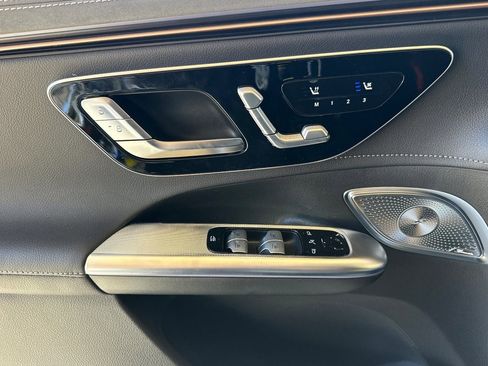 New 2026 Mercedes-Benz EQE 320 4MATIC SUV image 12