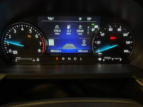 Used 2022 Ford Explorer Limited w/ Equipment Group 301A AWD/4WD image 10