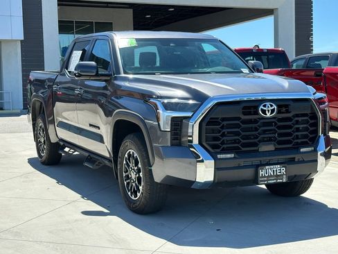 Used 2024 Toyota Tundra SR5 w/ TRD Off-Road Package AWD/4WD image 9