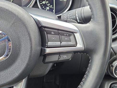 Used 2024 MAZDA MX-5 Miata RF Grand Touring w/ Weather Package image 23