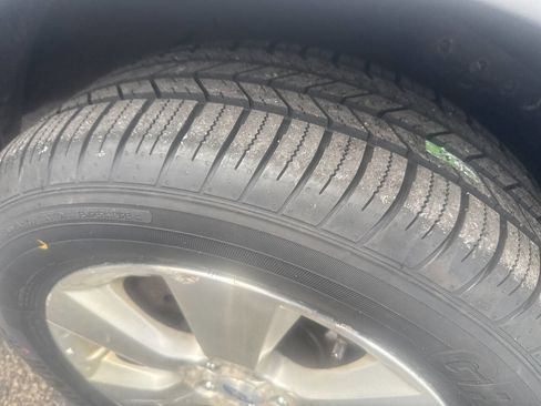 Used 2012 Subaru Outback 3.6R Limited w/ Moonroof Pkg image 3