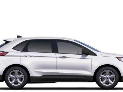 New 2024 Ford Edge SE image 5