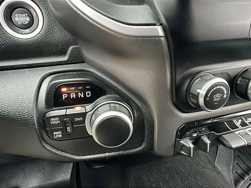 Used 2019 RAM 2500 Big Horn image 28