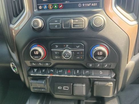 Used 2020 Chevrolet Silverado 2500 High Country w/ Z71 Off-Road Package AWD/4WD image 4