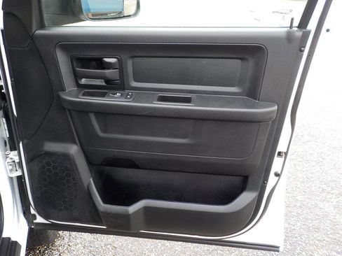 Used 2022 RAM 2500 Tradesman w/ Chrome Appearance Group image 29