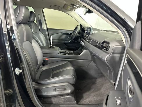 Used 2025 Honda Pilot EX-L image 28