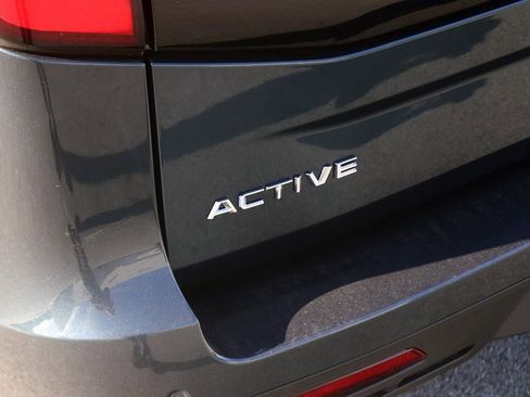 New 2025 Ford Expedition Active image 7