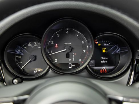 New 2026 Porsche Macan AWD/4WD image 28