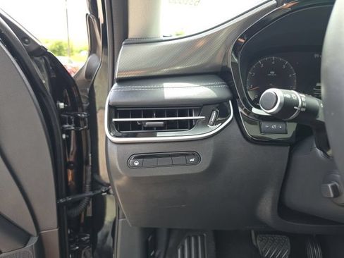 Used 2023 INFINITI QX60 Luxe AWD/4WD image 25