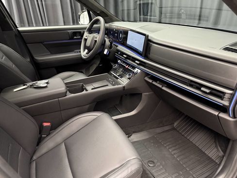 Used 2024 Hyundai Santa Fe Calligraphy image 34