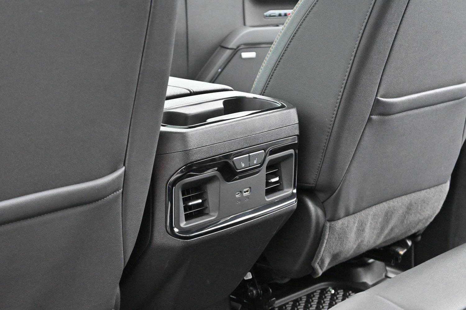 Used 2026 GMC Sierra 1500 AT4 w/ AT4 Premium Package AWD/4WD image 31