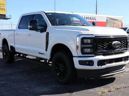 New 2026 Ford F250 Lariat w/ Black Appearance Package image 4