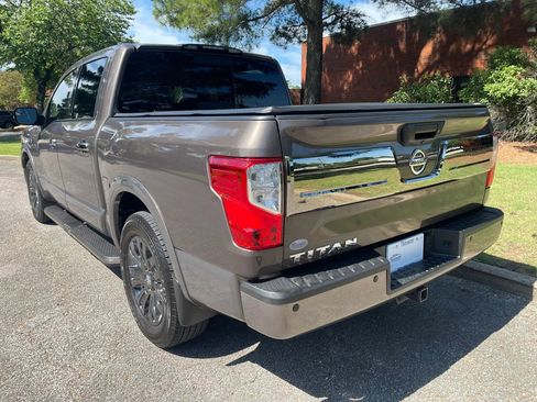 Used 2017 Nissan Titan Platinum Reserve RWD image 3