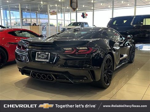 New 2025 Chevrolet Corvette Z06 image 3
