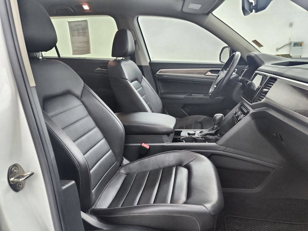 Used 2018 Volkswagen Atlas SEL Premium AWD/4WD image 36