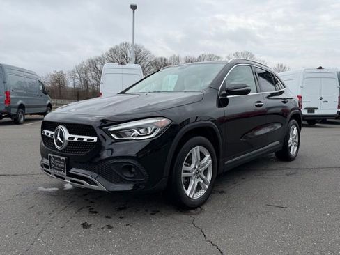 Used 2023 Mercedes-Benz GLA 250 4MATIC image 3