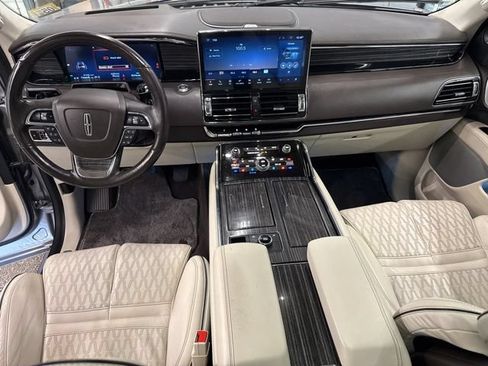 Used 2023 Lincoln Navigator L Black Label AWD/4WD image 25