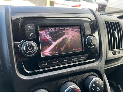 Used 2021 RAM ProMaster 2500 w/ Convenience Group image 24