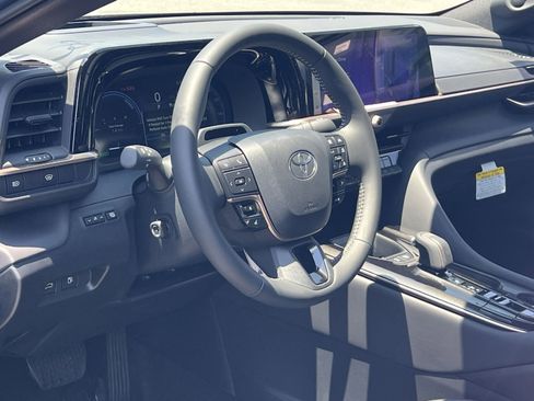 New 2026 Toyota Crown Platinum AWD/4WD image 11