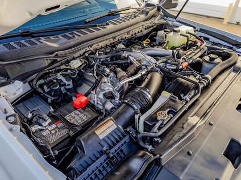 Used 2024 Ford F350 Platinum image 40