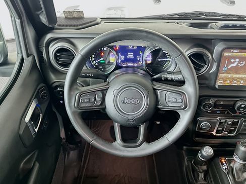 Used 2023 Jeep Wrangler Unlimited w/ 8.4" Radio Group AWD/4WD image 17
